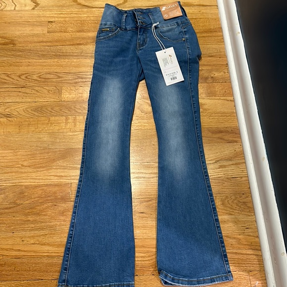 NWT denim jeans size 1 - Picture 1 of 5